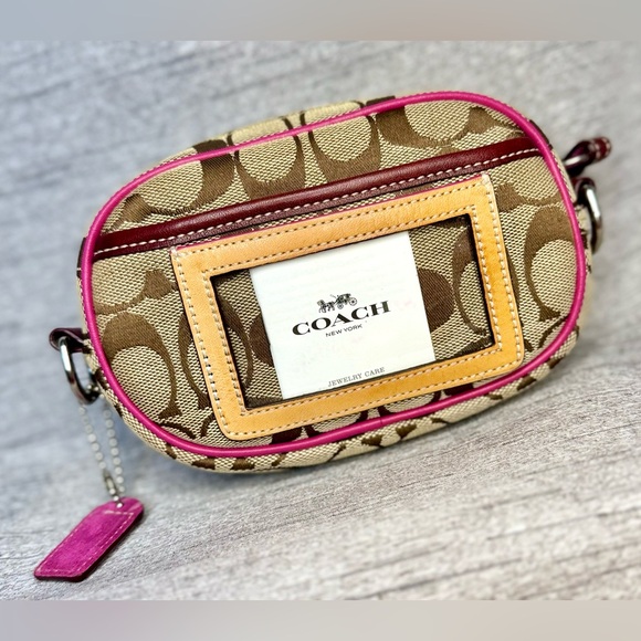Coach Vintage Y2K Pink Suede, Signature Jacquard & Brown Leather Crossbody 7”x5” - Picture 16 of 17